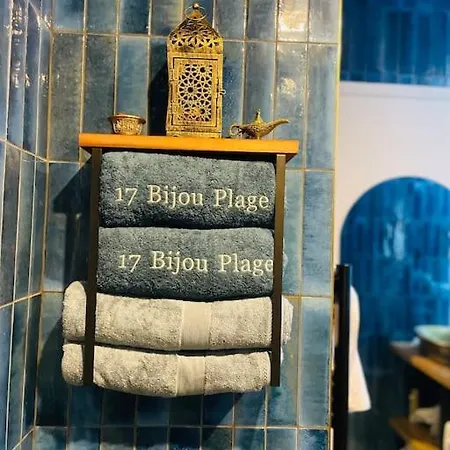 17bijou-plage Apartment Antibes